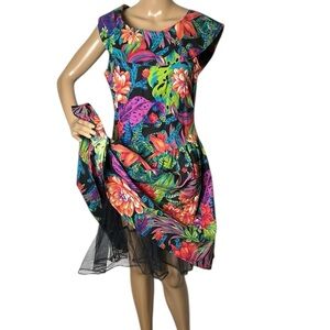 Vintage 80’s swing dress,rockabilly,Hawaii floral,crinoline,PTP 17”,  sz 5. 🇨🇦
